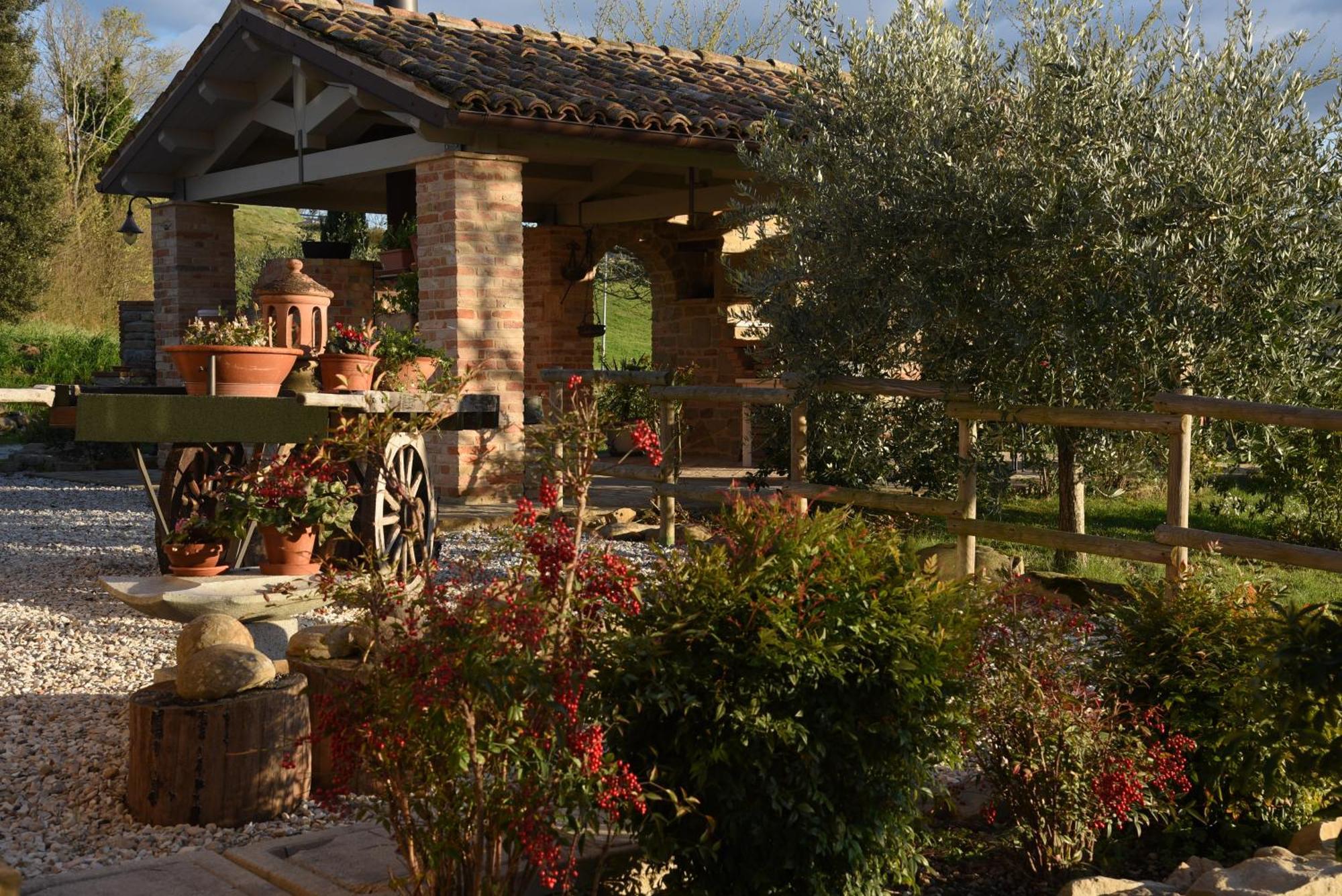 Quelli Del Picchio Bed & Breakfast Cupramontana Bagian luar foto