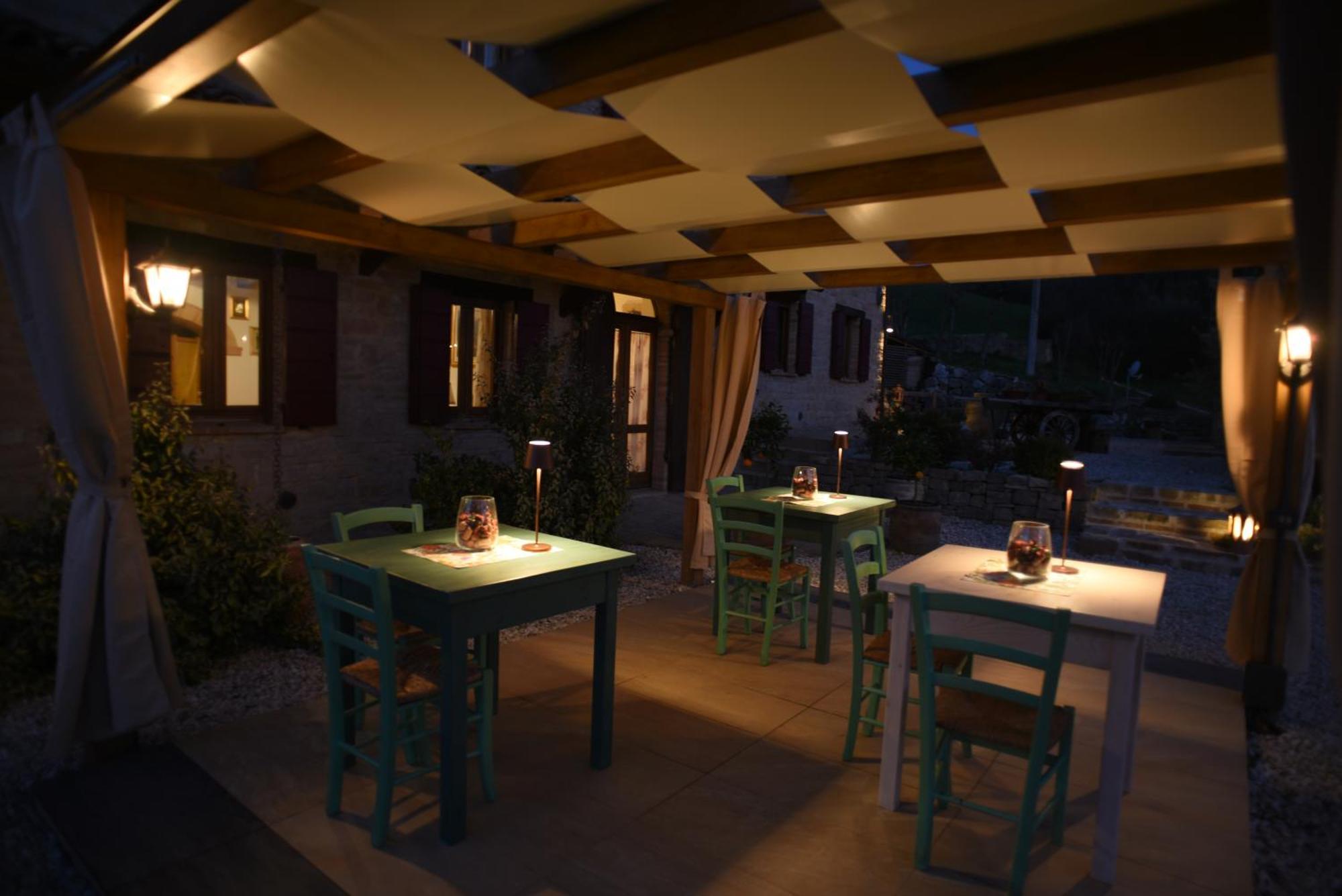 Quelli Del Picchio Bed & Breakfast Cupramontana Bagian luar foto