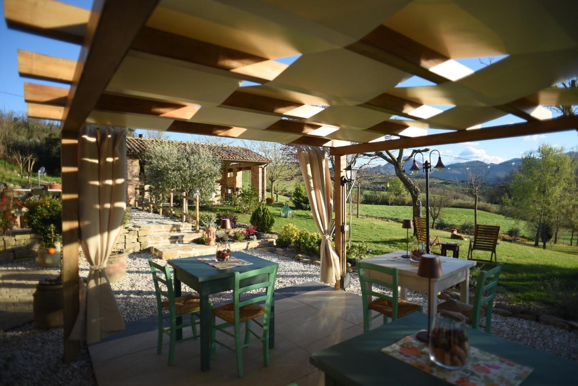 Quelli Del Picchio Bed & Breakfast Cupramontana Bagian luar foto